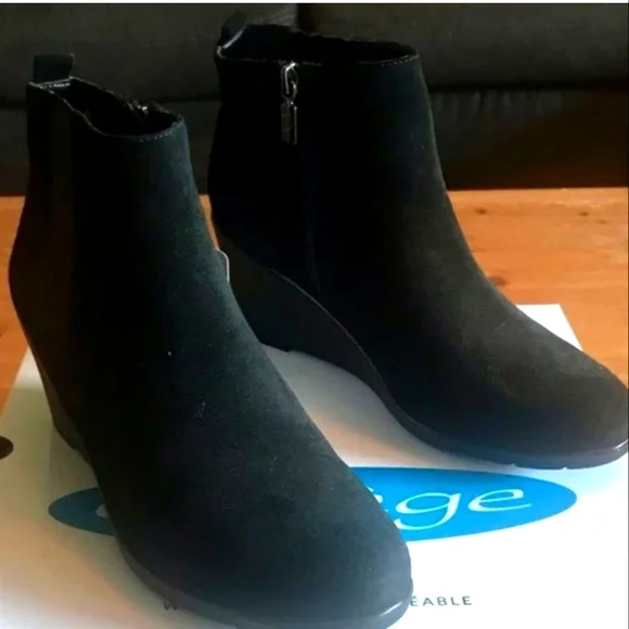 Aqua College Leila Waterproof Wedge Booties, Created for Macy's - Picture 2 of 5